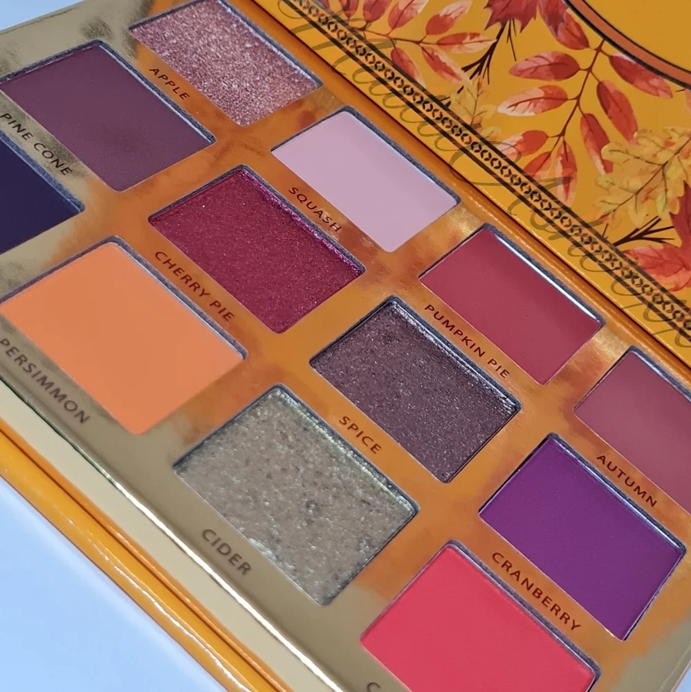 Acē Beauté: Falling For You Palette BNIB!!
